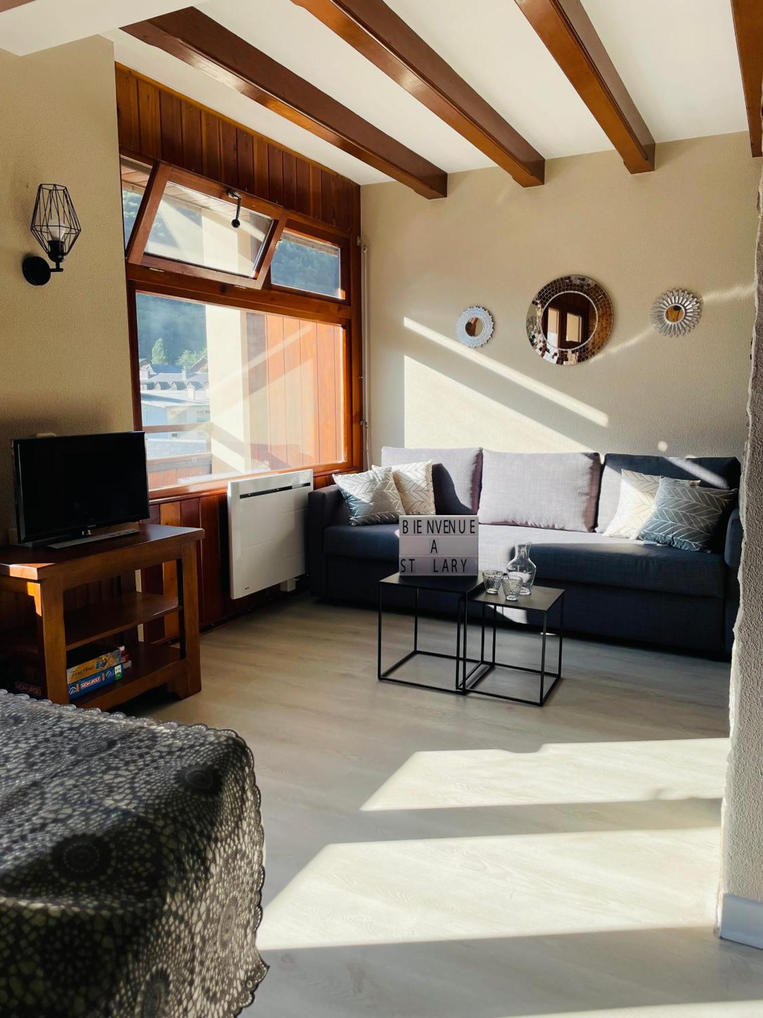 Appartement 58 M2 Avec Piscine Interieure Vue Montagne Centre Village , Parking Prive Saint-Lary-Soulan Luaran gambar